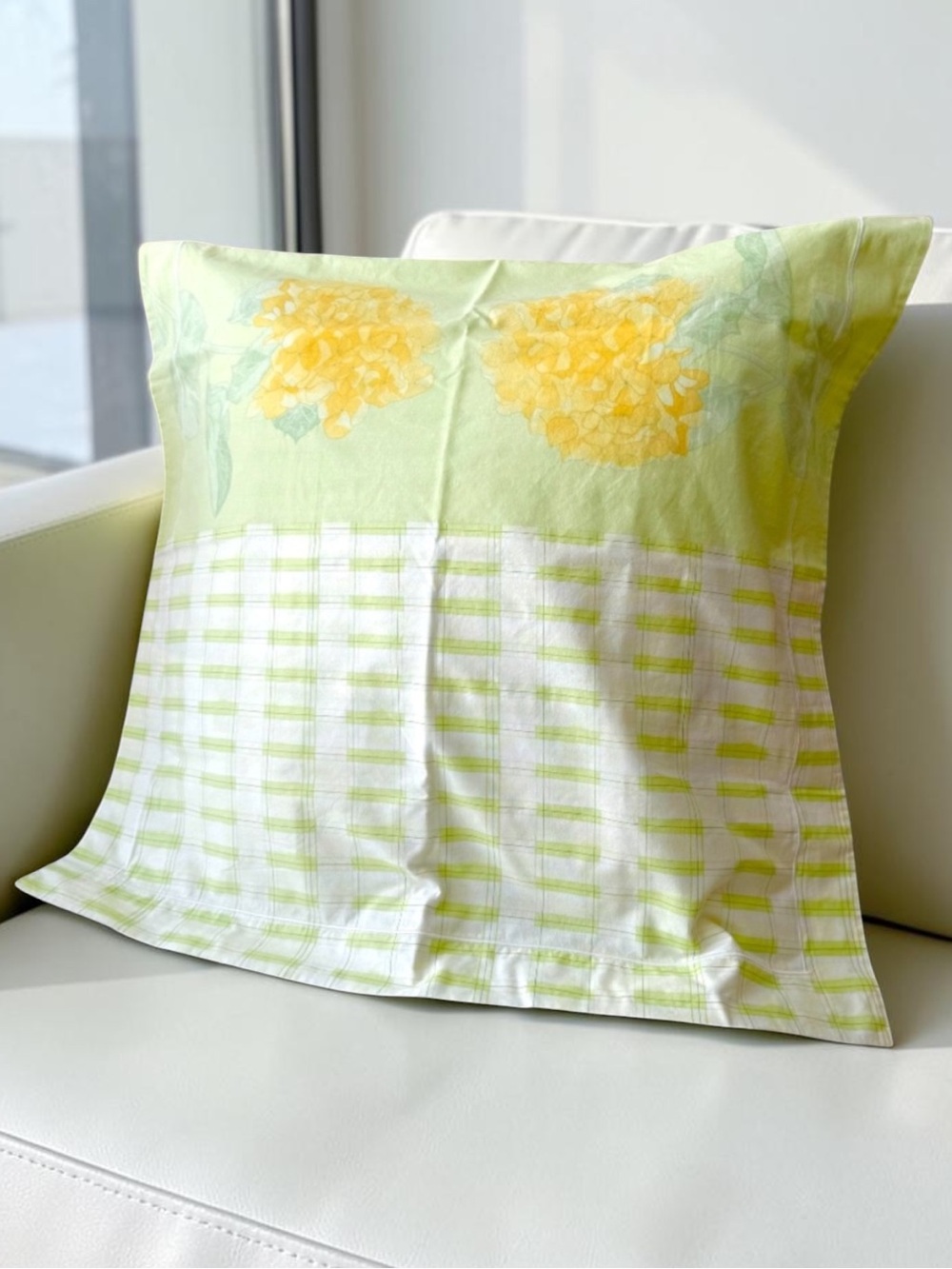 Yves Delorme Paris 2 Euro Shams 29” Square